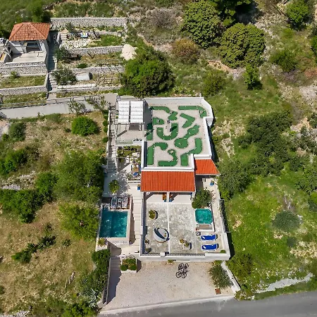 Villa Rita