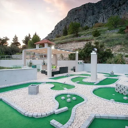 Rita Villa Makarska